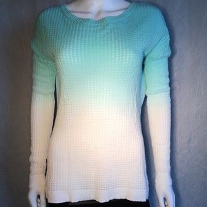 R.Q.T. Sweater Two Tone White/Teal